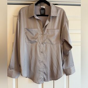 Le Lis Gray Blouse